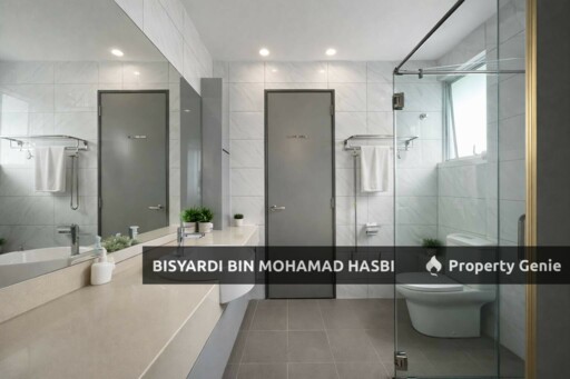 40'x80'sq.ft Fully Renovated 3 Storey Semi Detached House @ 1080 Residence, Puncak Saujana, Kajang.