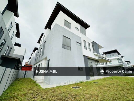 Broadleaf Residence Kota Kemuning | Gated & Guarded Luxury Living