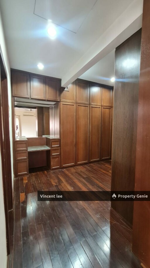 Sri Petaling, 3 Storey Semi-D with 4000sqft Land Size
