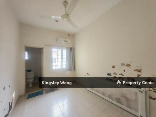 Seri Botani Palma Double Storey Terrace House Freehold Simple Renovated
