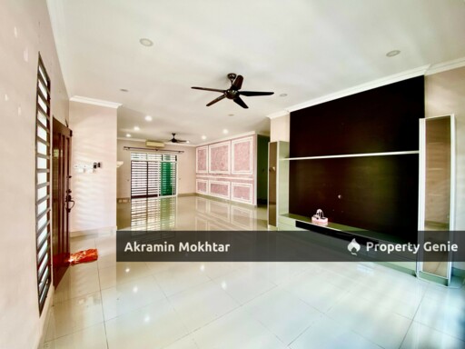 Freehold, Partially Furnished & Renovated | Double Storey Bungalow Sg Merab Desa Villa Idaman, Bangi Kajang