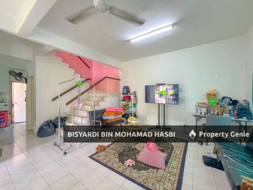 TANAH BESAR 5,800 SQ.FT 2 STOREY CORNER LOT SEMI D CLUSTER, JALAN ALAM SURIA, BANDAR PUNCAK ALAM .