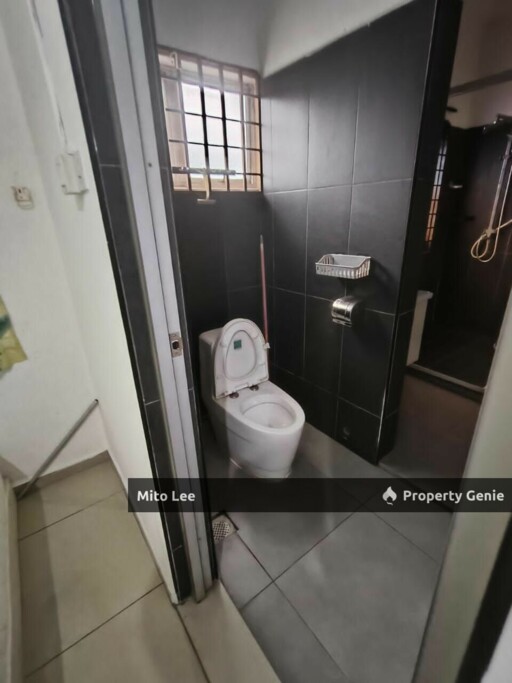Kulai Double Storey House For Rent!!