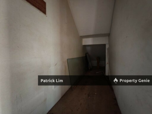 Taman Kota Syahbandar Melaka (Ground Floor, End Lot) of 3 Storey Shoplot (For Rent)