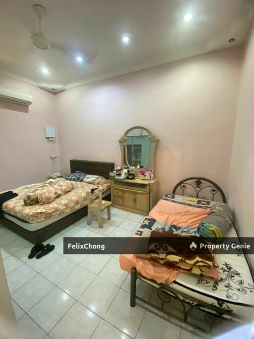 Taman Pelangi Indah 1 Sty Terrace,Jalan Lawa,Ulu Tiram,Renovated