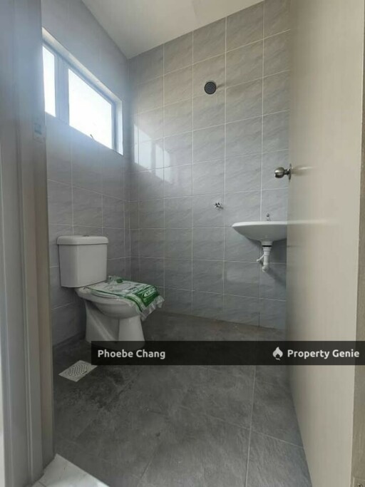 Freehold Single Storey House For Sale  @Chemor Perak