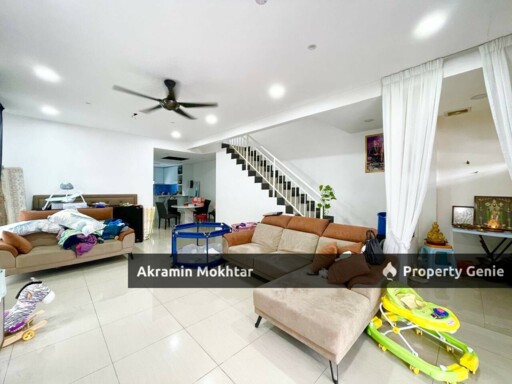 END LOT🔥🔥Double Storey Taman Semarang Indah @ Dengkil