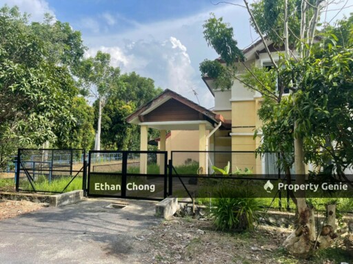 PUNCAK ALAM 2 STOREY END LOT SEMI-D CLUSTER For Rent