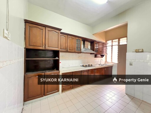 Double Storey End Lot Jalan Pending, Bandar Puteri Klang