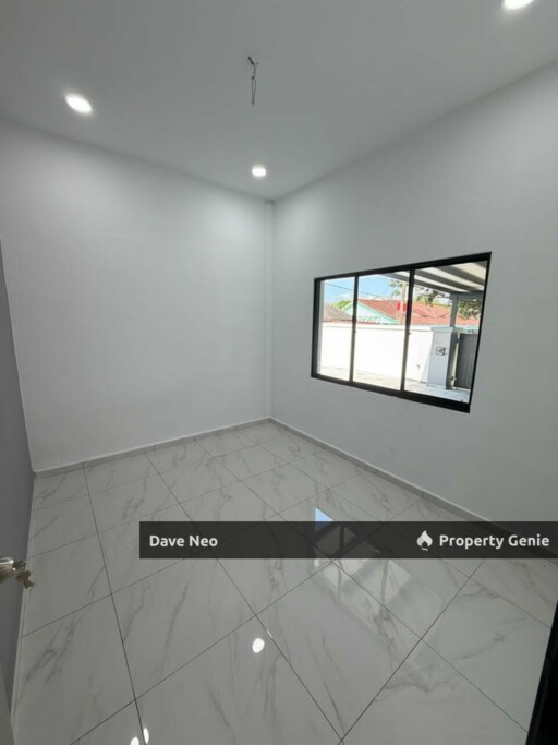 Jalan Bunga Kekwa • Taman Masai • 1-Storey Semi-D • Corner Lot