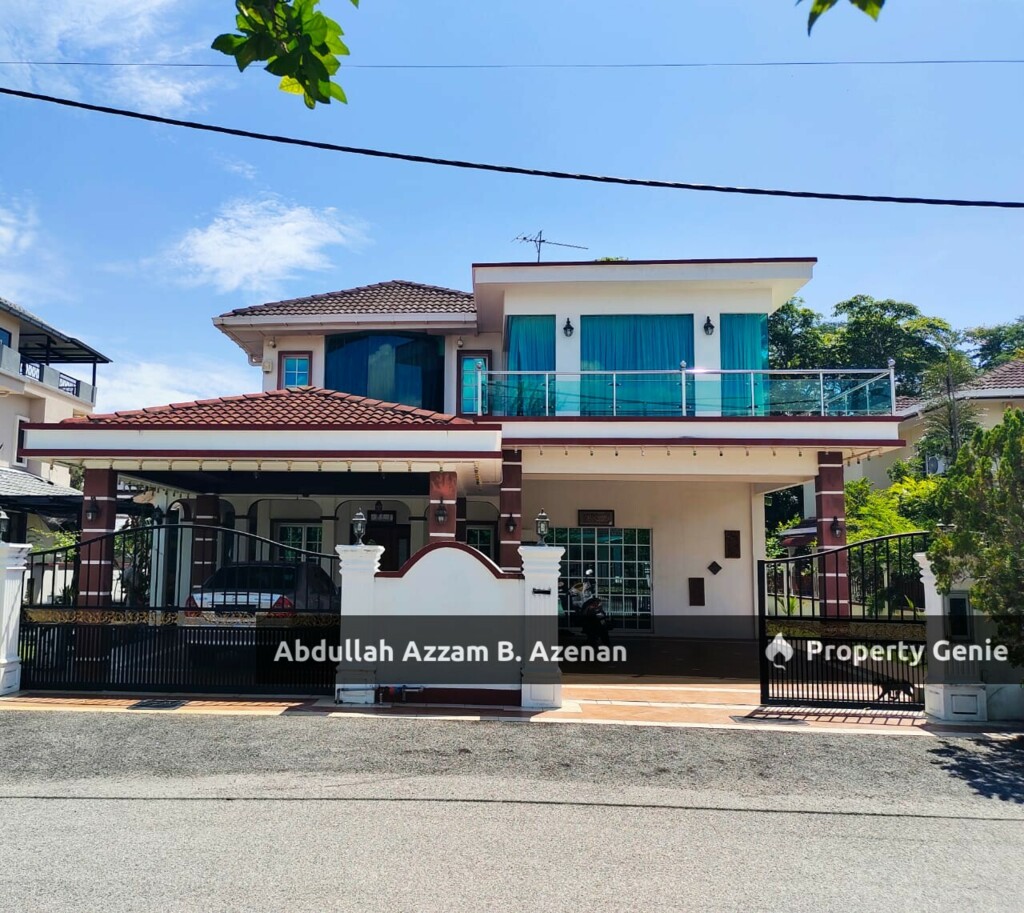 DOUBLE STORY BANGLO PENANG GOLF RESORT