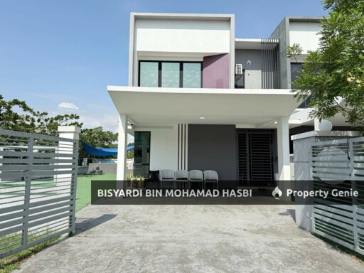 Corner Lot 2 Storey Terrace Dahlia Clover Cahaya Alam, Seksyen U12 Shah Alam.