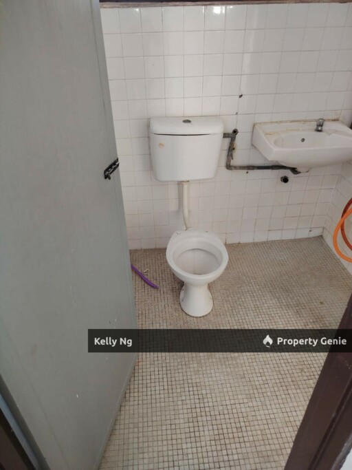 Double Sty House At Sek 25 Tmn Sri Muda Shah Alam. For Rent