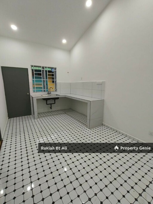 Ready To Move In Terraced Home In Taman Seri Teluk Emas