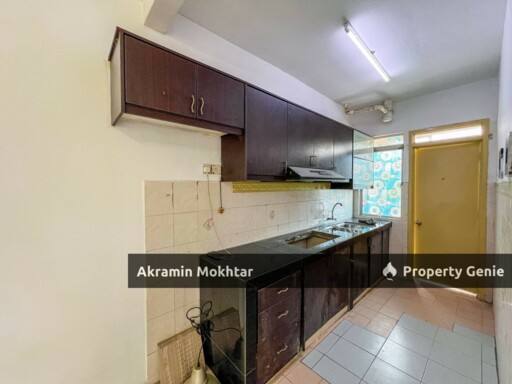 Freehold, Corner Unit & 1 Parking | Pangsapuri Sutera Apartment, Taman Kajang Utama, Kajang Selangor .