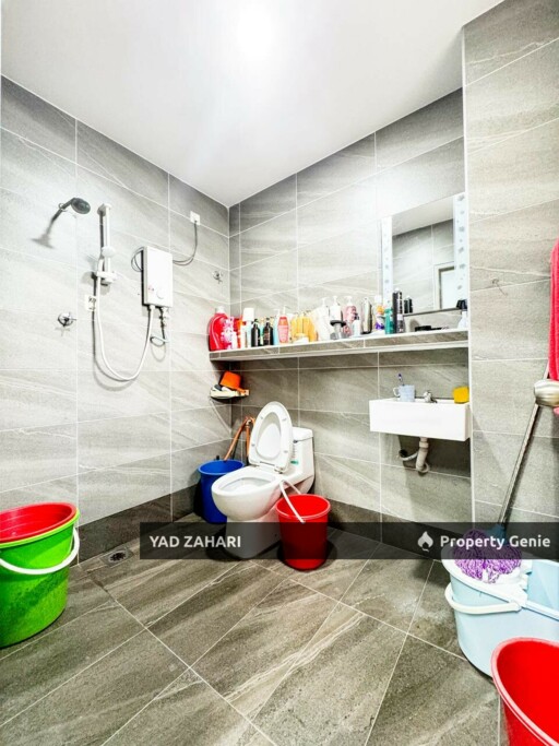 Desa Latania, Shah Alam | 2-Storey Terrace 4 Bedrooms | RM680K - Facing Open, Kitchen Extended & Gated Guarded