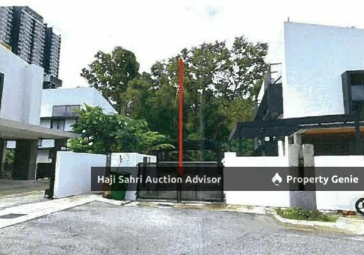 E-2 Storey Bungalow House  No. 21, Jalan 1, 20 Trees West, Taman Melawati Indah, 53100, Kuala Lumpur  Price RM2,754,Past Auction Price: RM3,400,000 (Sep 2024) Reduced By: -19% (RM646,000)