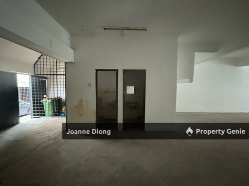 DAMANSARA JAYA GROUND FLOOR SHOP