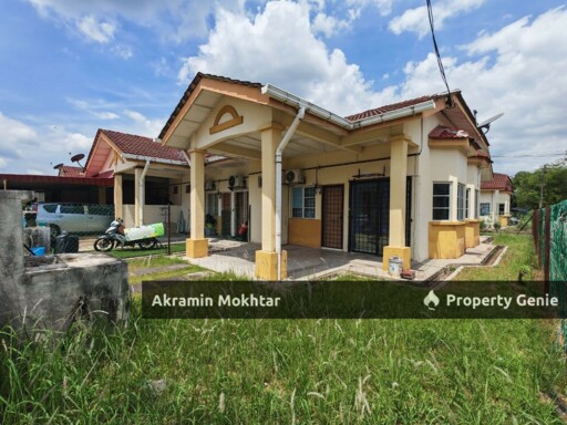 End Lot Single Storey Terrace House @ PKNS Antara Gapi.
