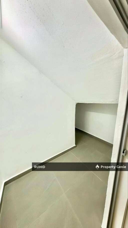 Taman Skudai Baru Fully Renovated 5-Bedroom Double Storey Terrace House for Sale