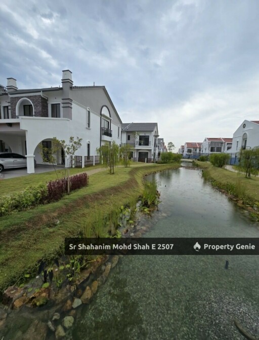 DOUBLE STOREY TERRACED HOUSE FOR SALE - SETIA SAFIRO CYBERJAYA