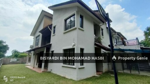 Corner Lot, Double Storey House, Jalan Jeriji (Greenlane) Bukit Jelutong, Shah Alam.