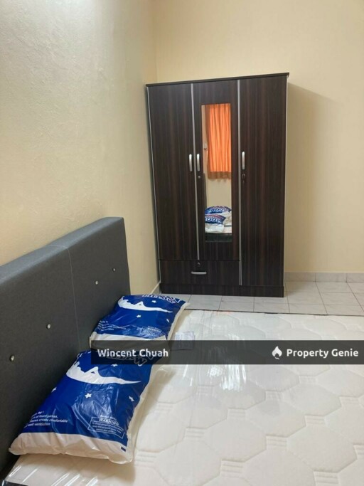 Palm Court Condo, Brickfield Renovated and Fully Furnished