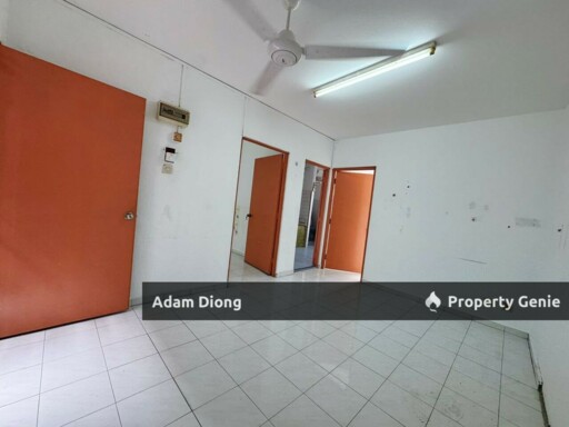 Taman Cempaka Flat @ Tampoi