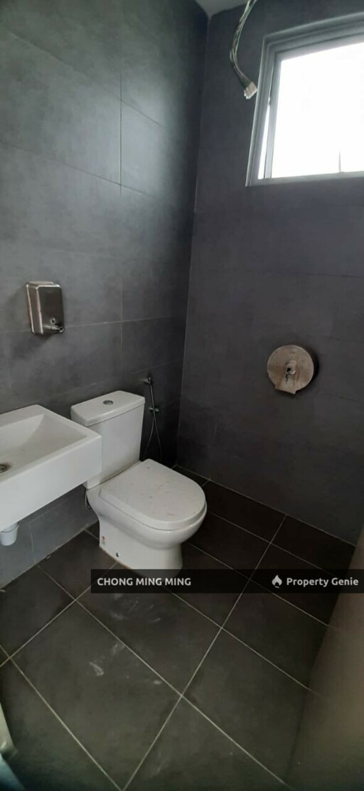 1.5 Storey Semi Detached Factory @ TechPark Bandar Enstek for Rent