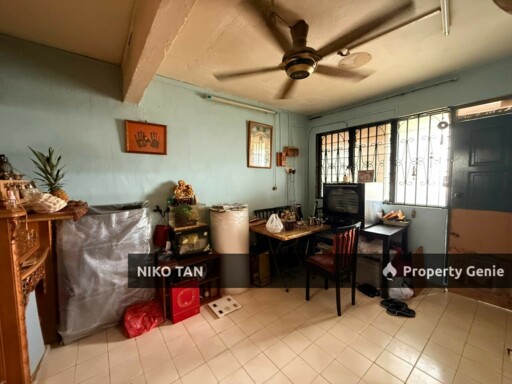 [UNBLOCK VIEW]Blk 67 Taman Ungku Tun Aminah Flat For Sale