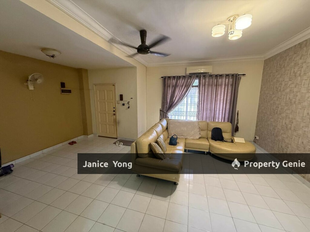 Taman Mount Austin Johor Bahru Terrace House For Rent