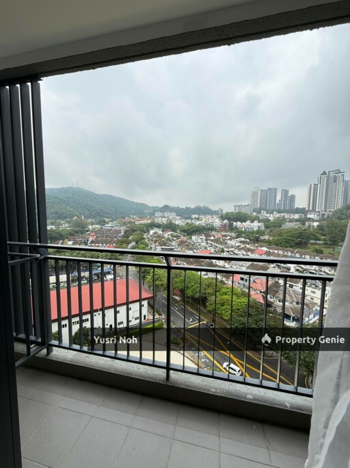 M ADORA CONDOMINIUM