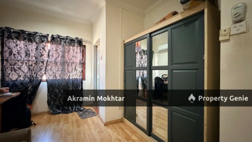 Freehold, Renovated & Partially Furnished | 2 Storey Superlink Putra Heights, Subang Jaya