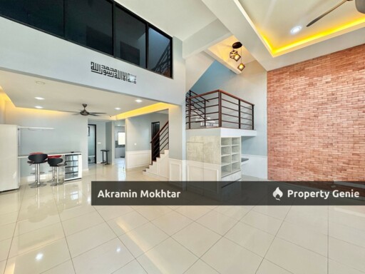 Freehold & Renovated | 2.5 Storey Terrace Intermediate TTDI Grove Phase 10, Kajang