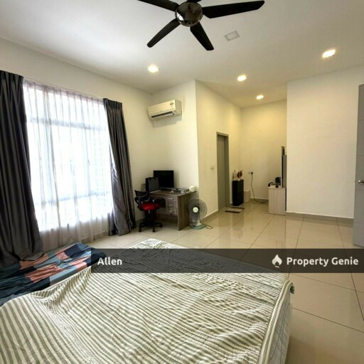 Move-In Ready! Fully Furnished Double Storey @ Horizon Hills | Available Now