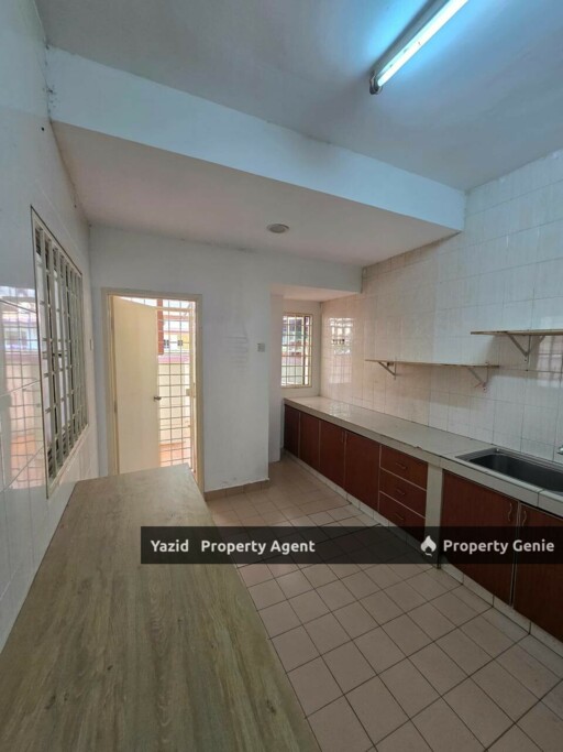 Presint 8, Putrajaya, Double Storey facing Garden