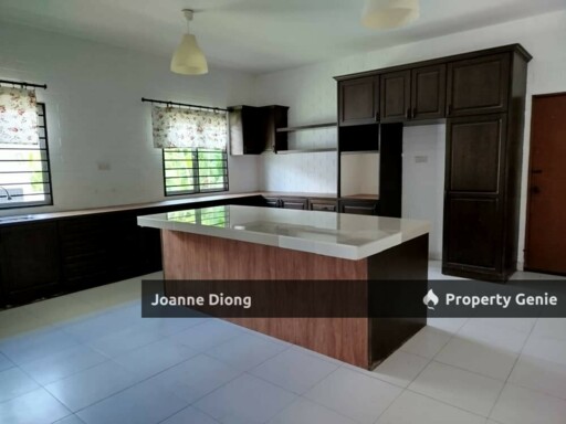 Single Storey Bungalow-Lorong Melati-near Taman Masguinine Square, Sg Buloh