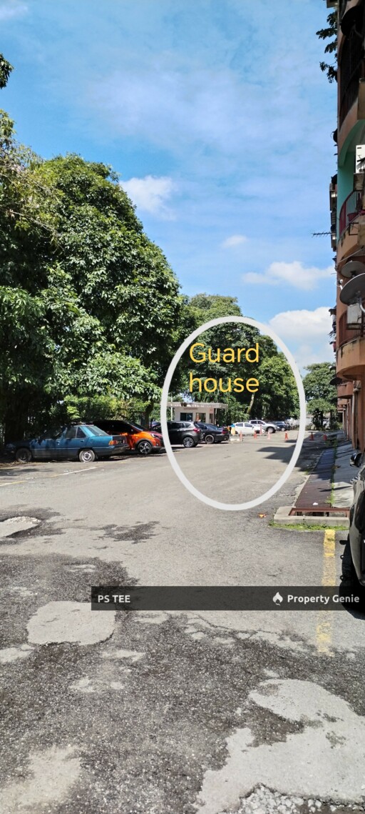 Medium Cost Apartment @ Villa Sentosa