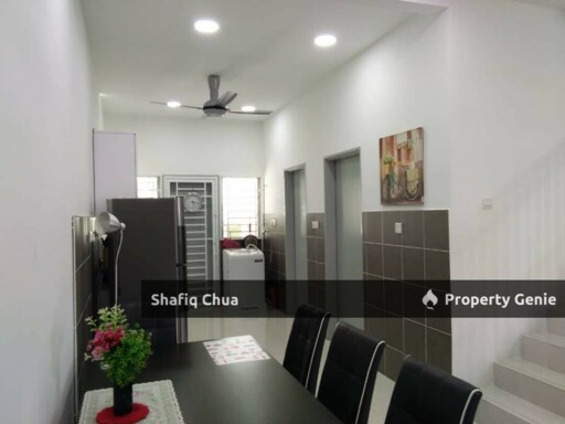 Fully Renovated & Extended 2 Storey Terrace Cherry Hillpark Puncak Alam