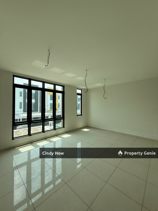 8 Residence Superlink For Sale