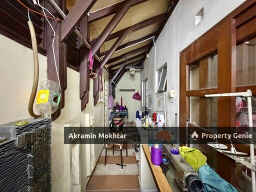 Freehold & Renovated | Double Storey Taman Prima Saujana, Kajang