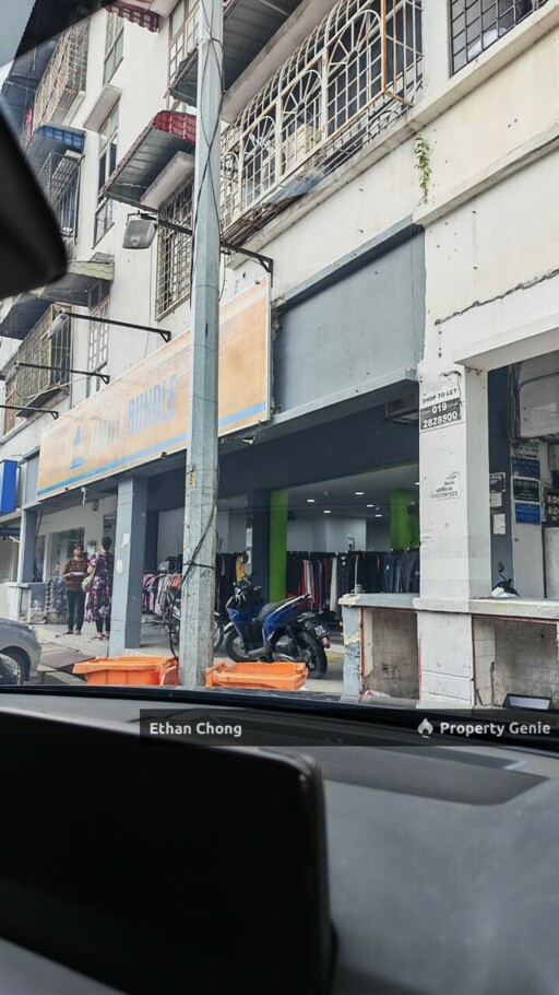Shoplot House for Rent at Jalan Wawasan Ampang