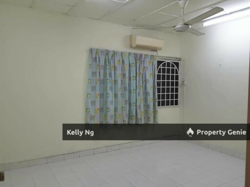 2.5 Sty House At Tmn Radzi Klang For Sale