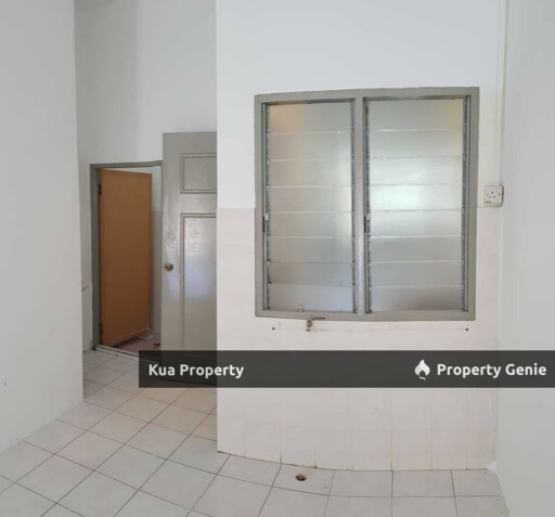 For Sale! Single Storey Terrace Intermediate House at Taman Kalien