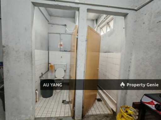 3 Storey Shoplot 三层商店 Simpang Ampat For Sale /出售