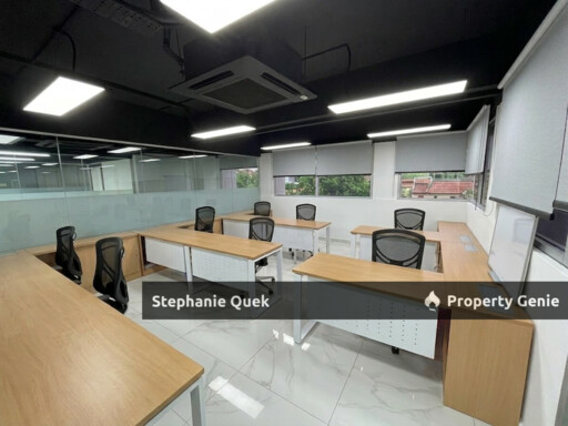 Partial Furnished Office For Rent @ Kawasan 18 Jalan Meru Klang