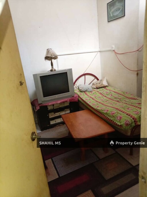 sp0145 || MUAR JOHOR || TAMAN SERI TEMENGGONG || RUMAH TERES DUA TINGKAT || FREEHOLD || BUMI LOT || RM220,000 ||