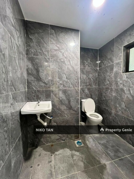 Nilam 1 Sty Semi D with Unblock View For Sale