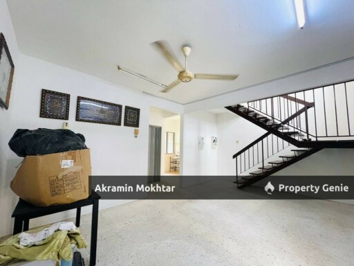 Freehold | Rumah Teres dua tingkat Jalan Semarak Bukit Beruntung Rawang Selangor