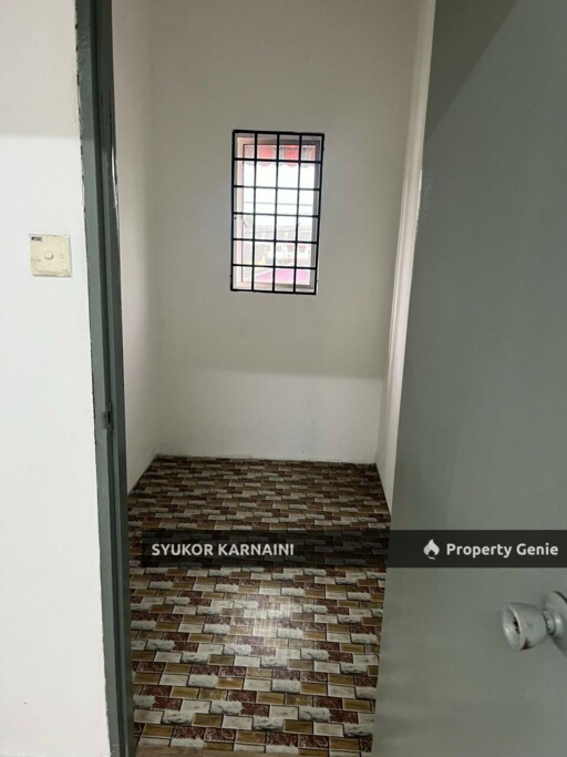 [END LOT] Double Storey Terrace House, Jalan Seri Damak, Taman Sri Andalas, Klang
